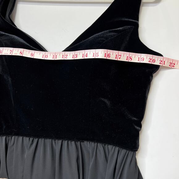 Mori Lee Black Velvet Chiffon Gown Dress Plus Size 16 - Picture 10 of 15